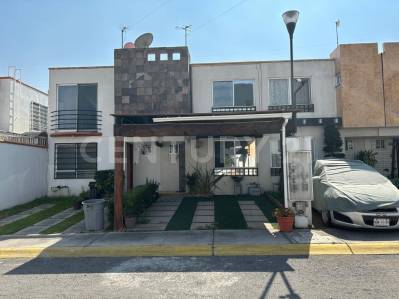 Casa en Los Héroes De Tecamac Secc. Bosques — foto principal